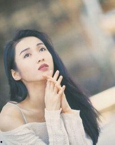 演员黎姿照片,光影中的优雅女神
